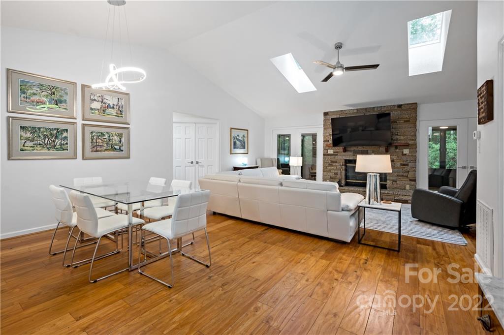 457 Soquili Drive Brevard NC 28712