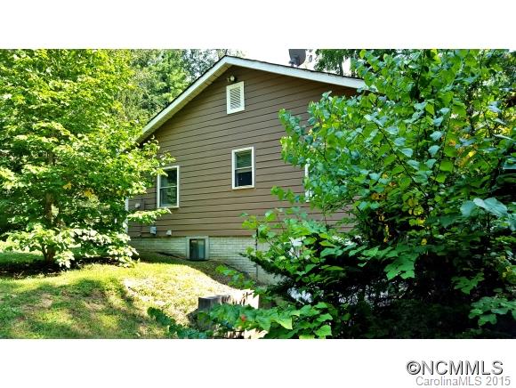 65 Riddle Road Swannanoa NC 28778