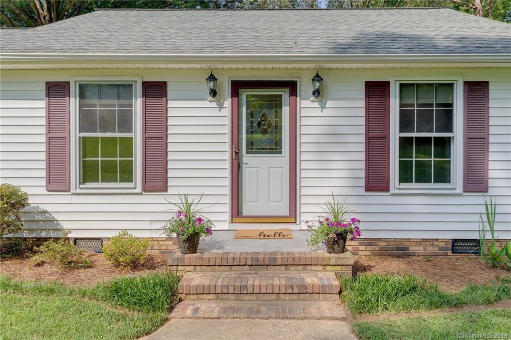 1011 Kelly Road Mount Holly NC 28120