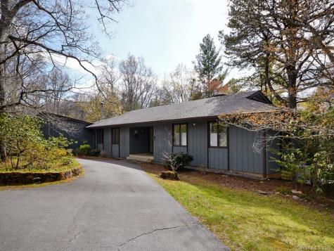 42 Copperhead Cove Fairview NC 28730