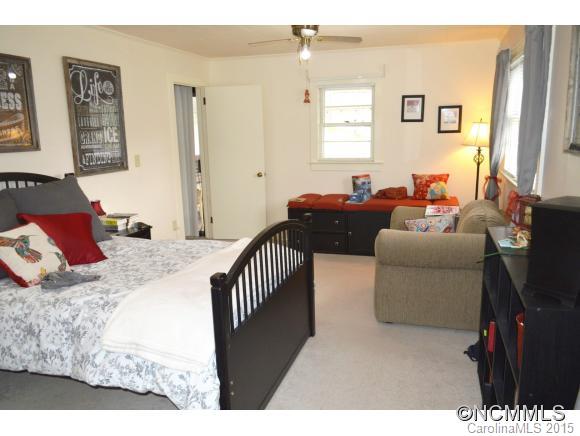 87 Brookside Court Waynesville NC 28786