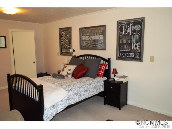 87 Brookside Court Waynesville NC 28786