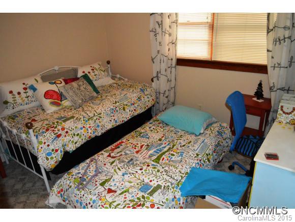 87 Brookside Court Waynesville NC 28786