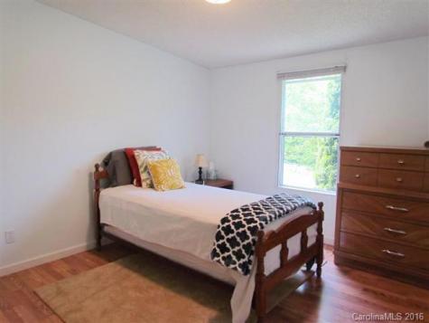 215 Dillingham Circle Asheville NC 28805