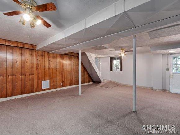 310 Asbury Road Candler NC 28715