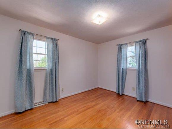 310 Asbury Road Candler NC 28715
