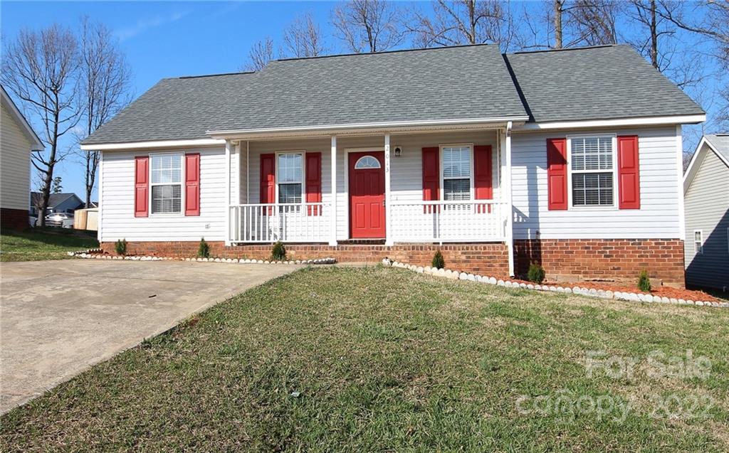 2013 Helen Harper Court Charlotte NC 28216
