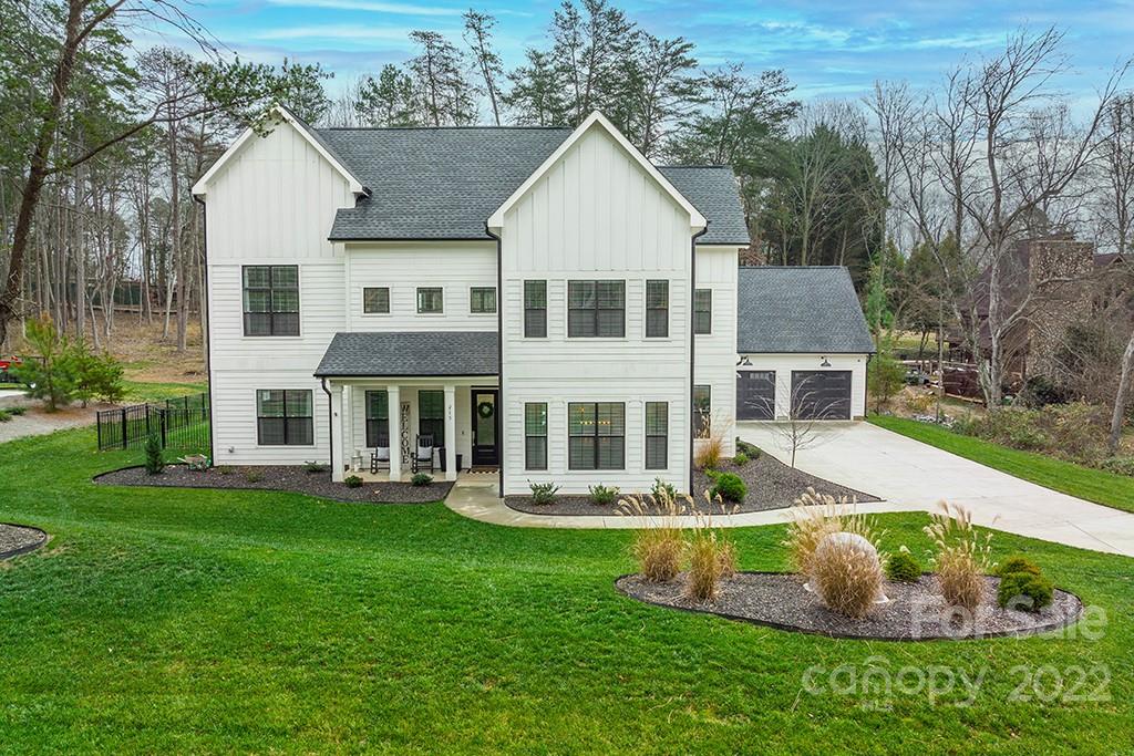 215 Webbed Foot Road Mooresville NC 28117