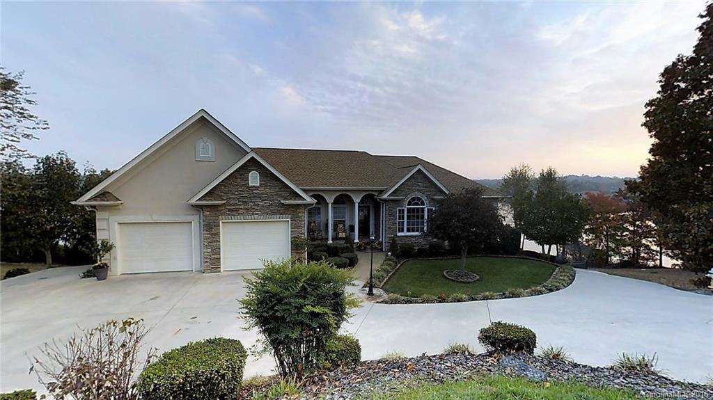 195 Mariners Point Lane Hickory NC 28601