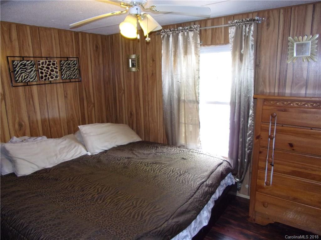 137 Vehorn Road Fairview NC 28730