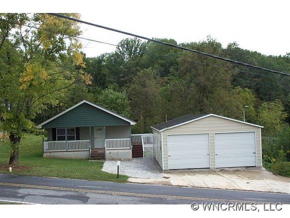 64 Moody Avenue Candler NC 28715