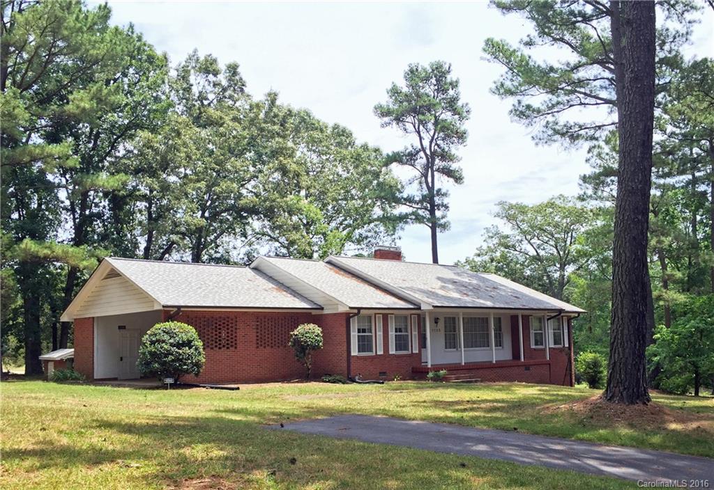 1135 Stanley Lucia Road Mount Holly NC 28120