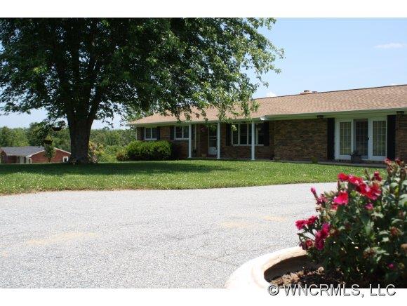 121 Emmas Grove Road Fletcher NC 28732