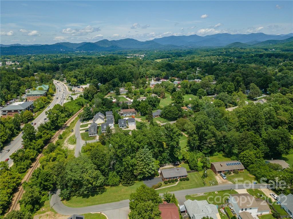 62 Round Top Road Asheville NC 28803