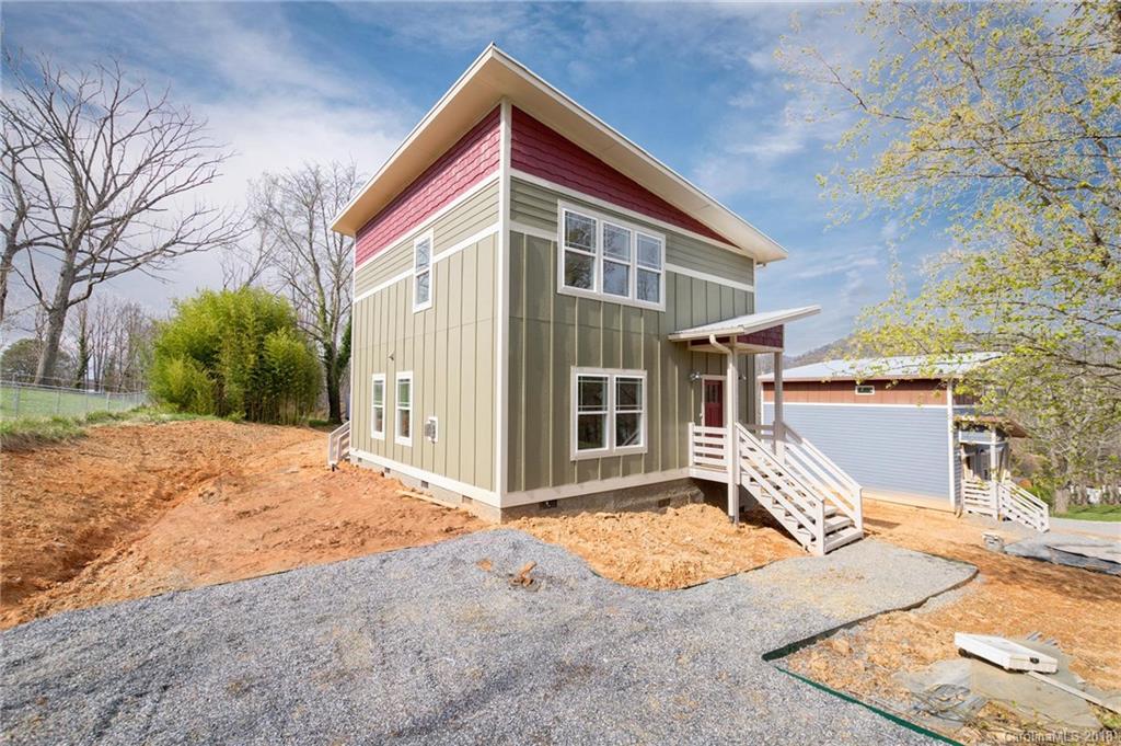 106 E Skyland Circle Asheville NC 28804