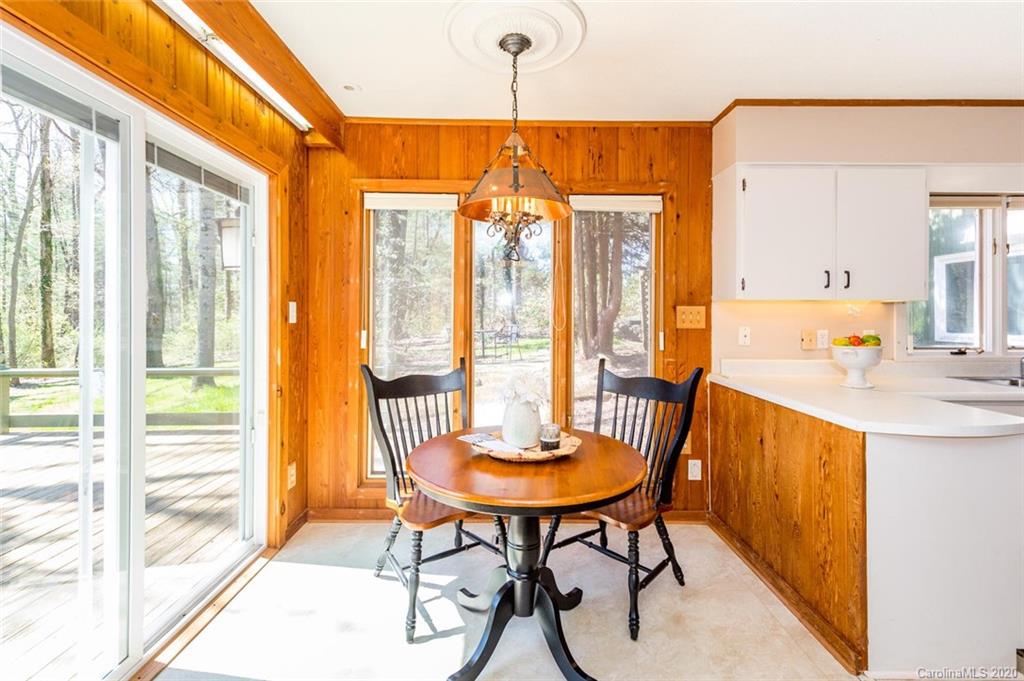 76 Forest Road Asheville NC 28803