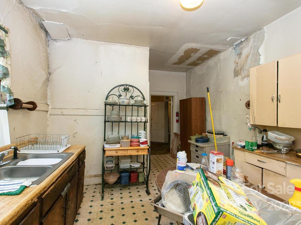 102 Blanton Street Asheville NC 28801