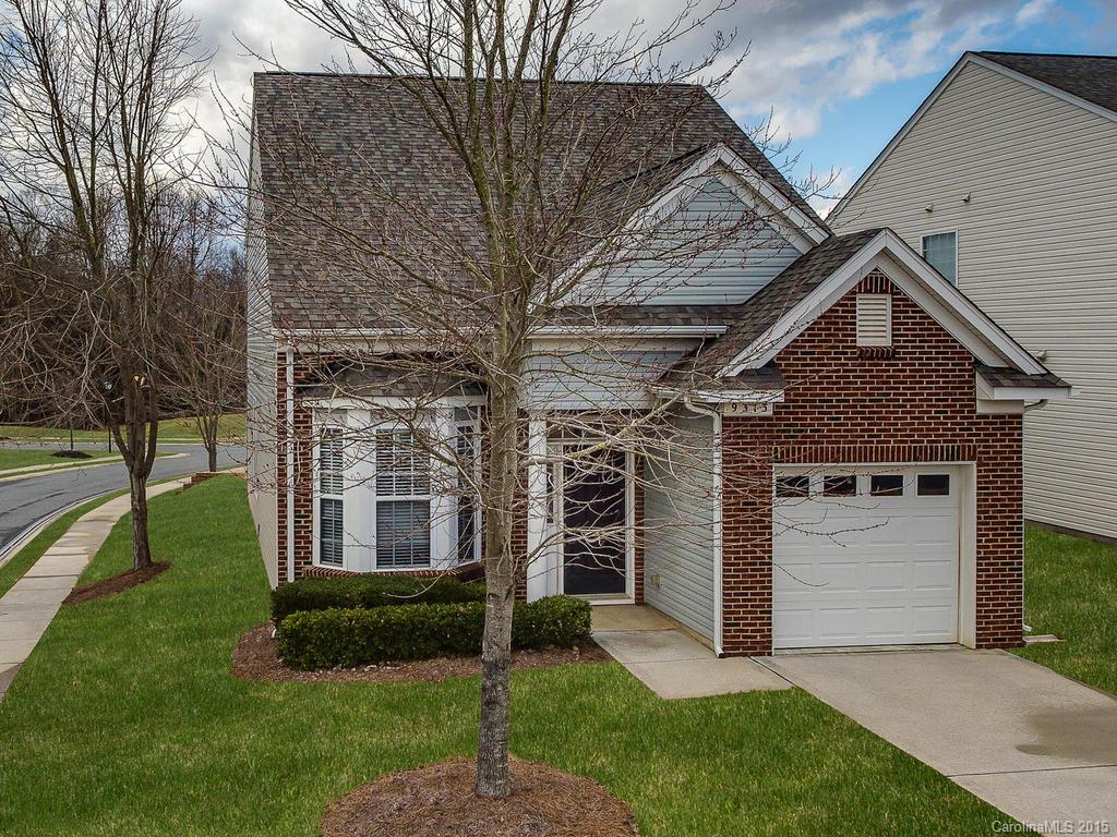 9313 Longstone Lane Charlotte NC 28277