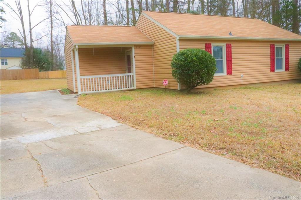 6325 Woodthrush Drive Charlotte NC 28227