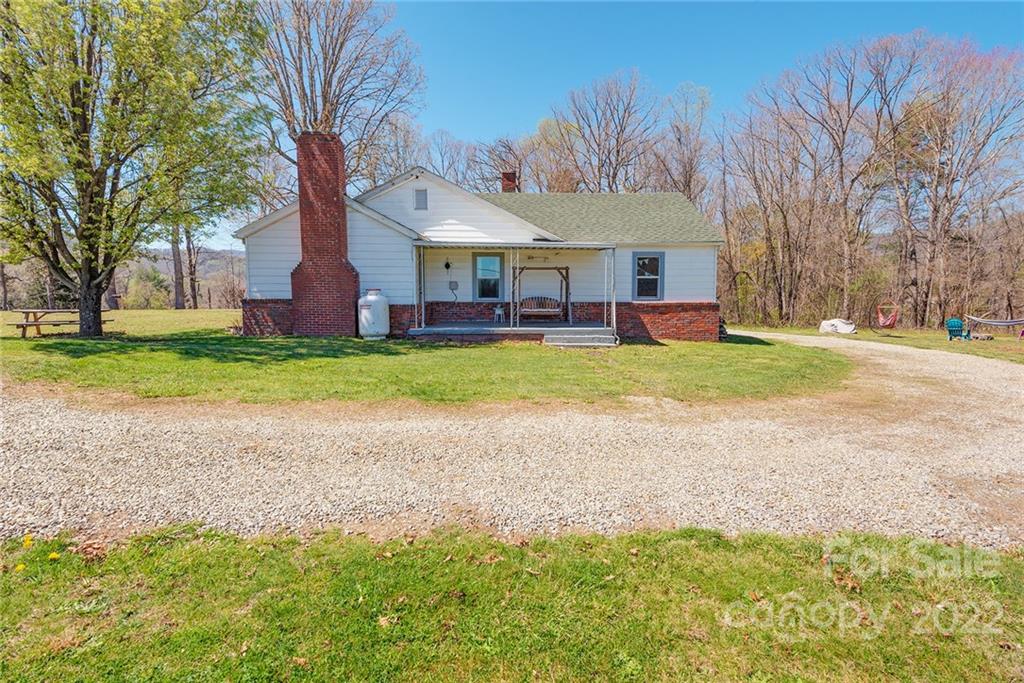 109 Fairmont Road Candler NC 28715