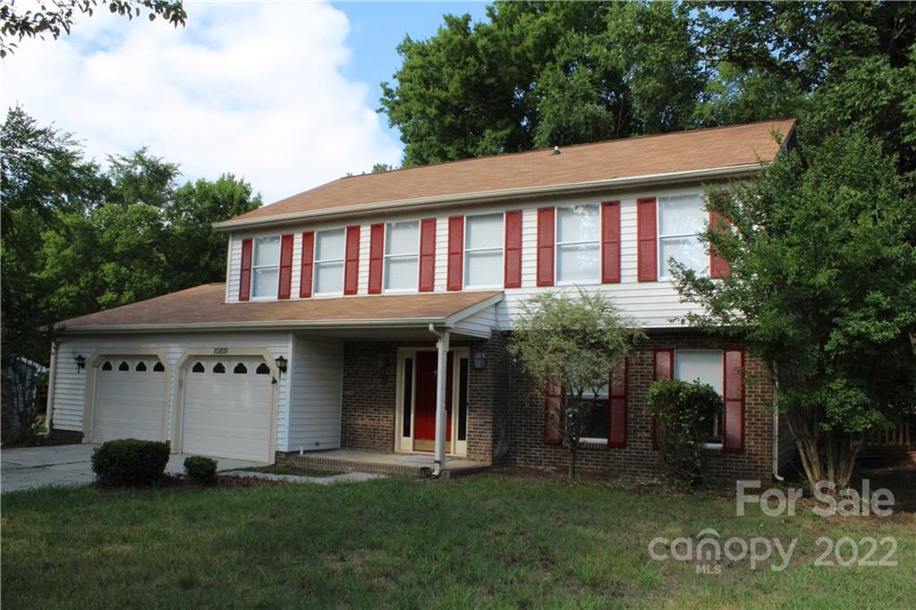 10819 Dungarvon Court Charlotte NC 28262