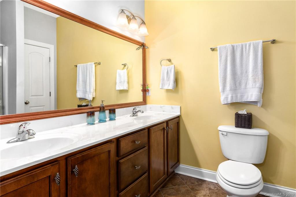 28 Richie Street Asheville NC 28801