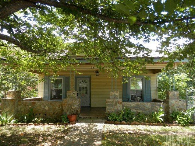 76 13th Street SE Hickory NC 28602