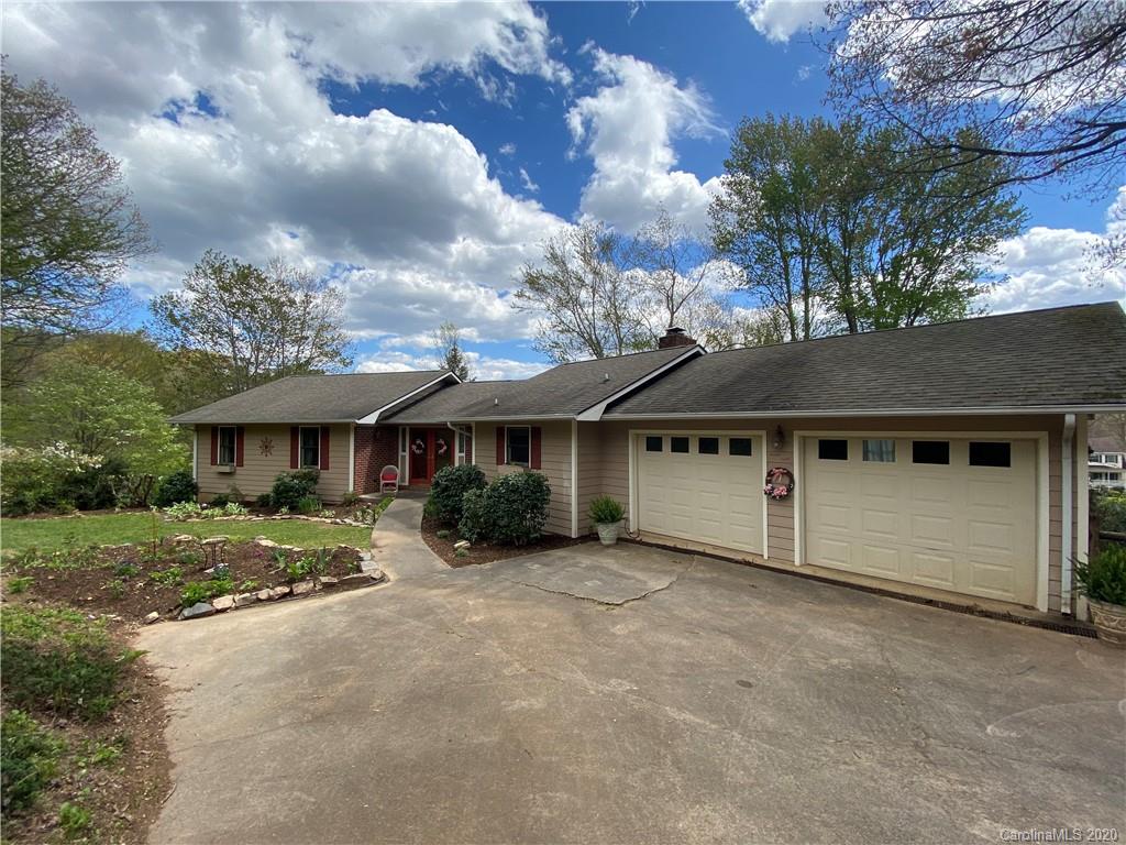 68 Wenlock Way Waynesville NC 28785
