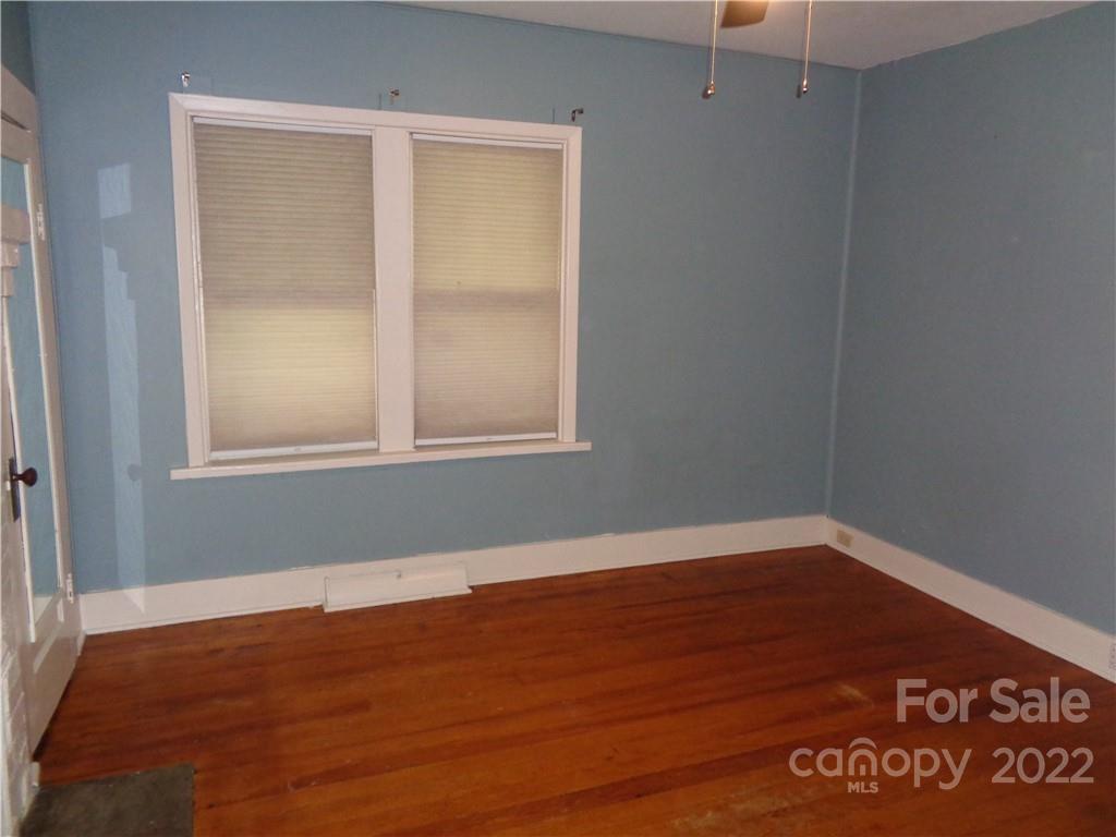 206 Wesley Street Canton NC 28716