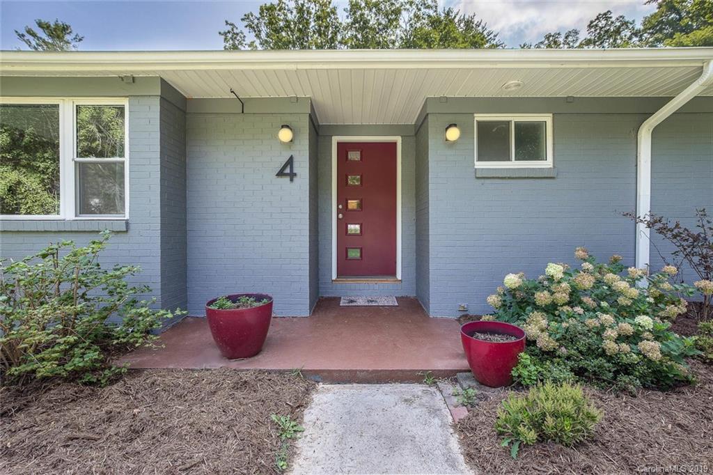 4 Valle Vista Drive Asheville NC 28804