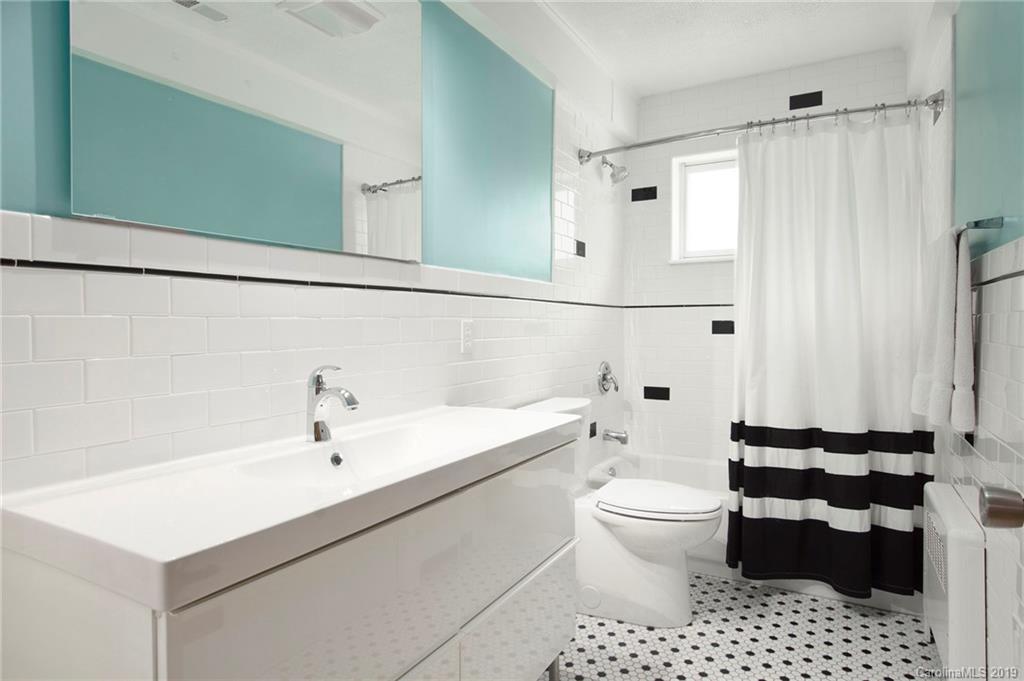 4 Valle Vista Drive Asheville NC 28804
