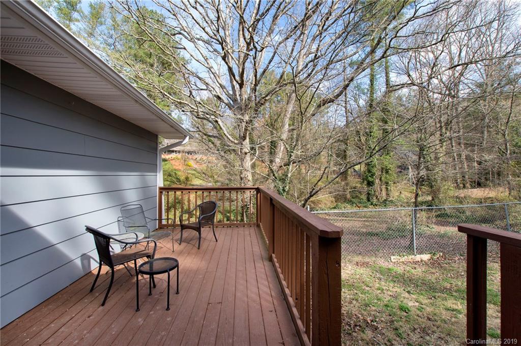 4 Valle Vista Drive Asheville NC 28804