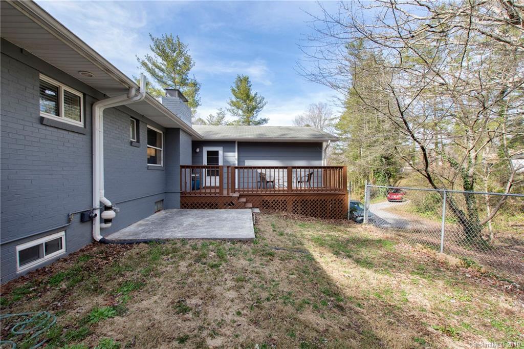 4 Valle Vista Drive Asheville NC 28804