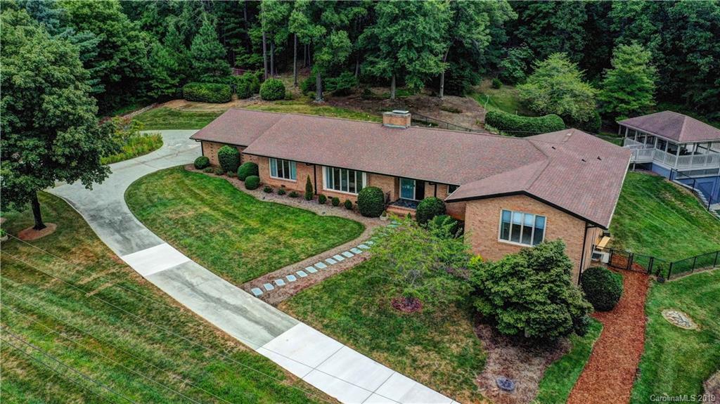 776 Williamsburg Drive Ne Concord NC 28025