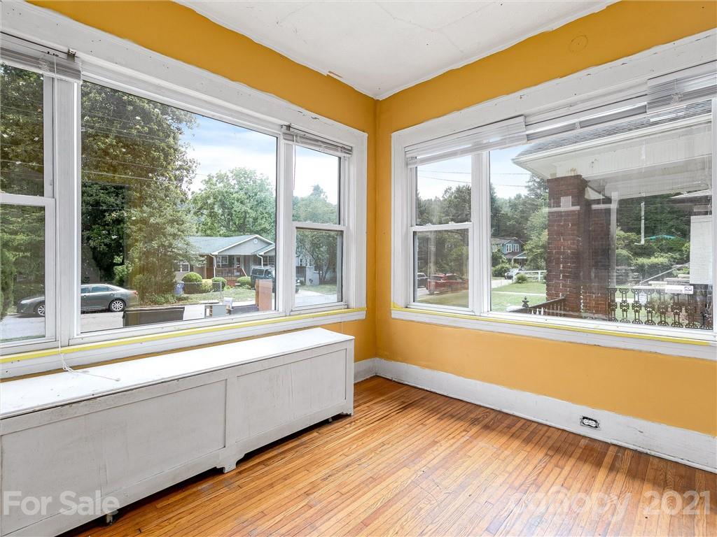 78 Linden Avenue Asheville NC 28801