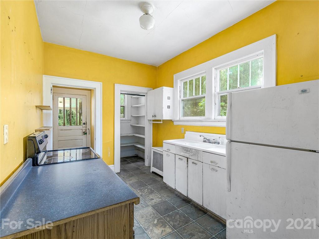 78 Linden Avenue Asheville NC 28801