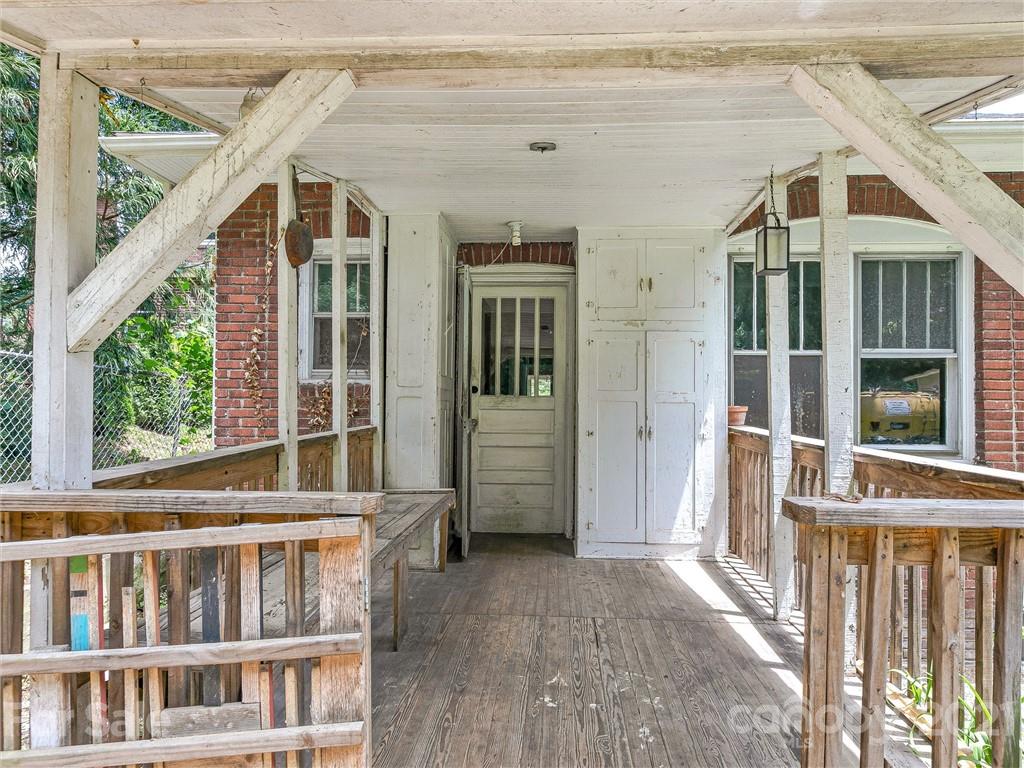 78 Linden Avenue Asheville NC 28801