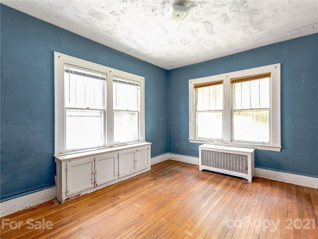 78 Linden Avenue Asheville NC 28801