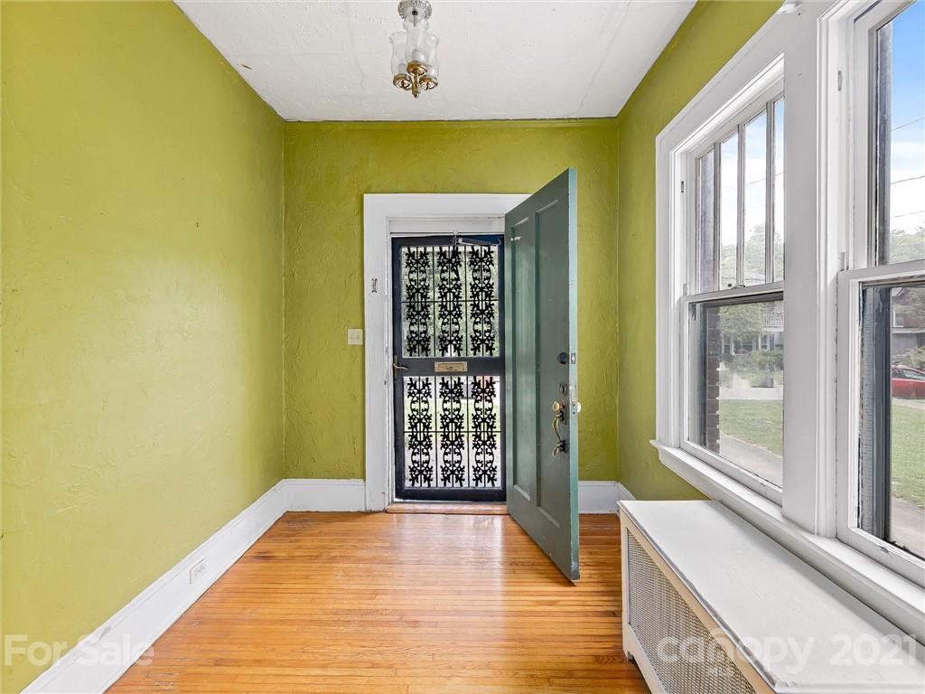 78 Linden Avenue Asheville NC 28801