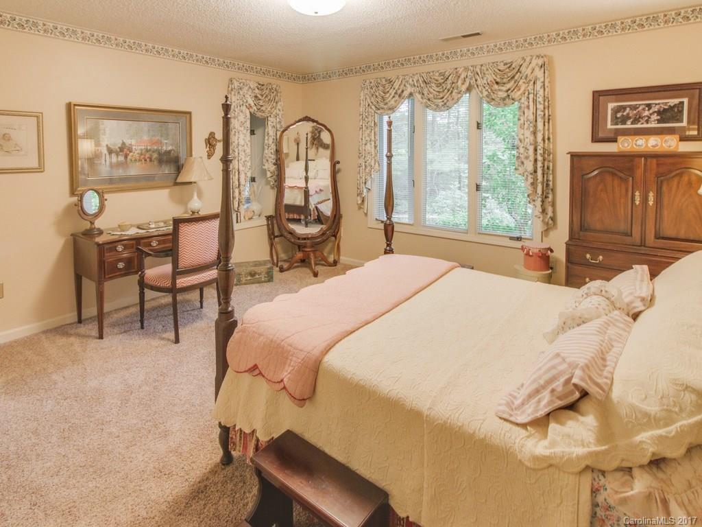 135 Sondley Parkway Asheville NC 28805