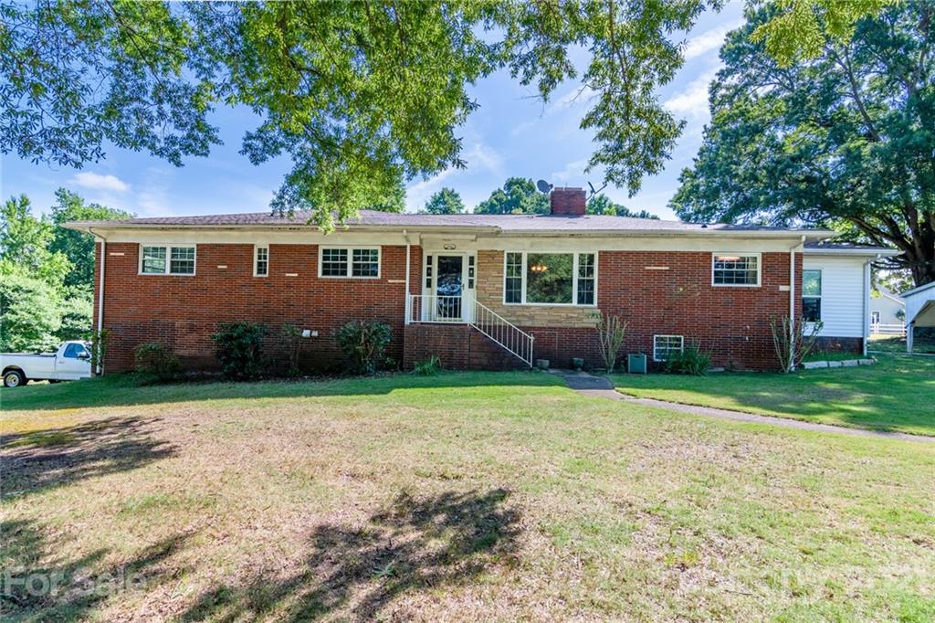 144 Franklin Drive Mooresville NC 28115