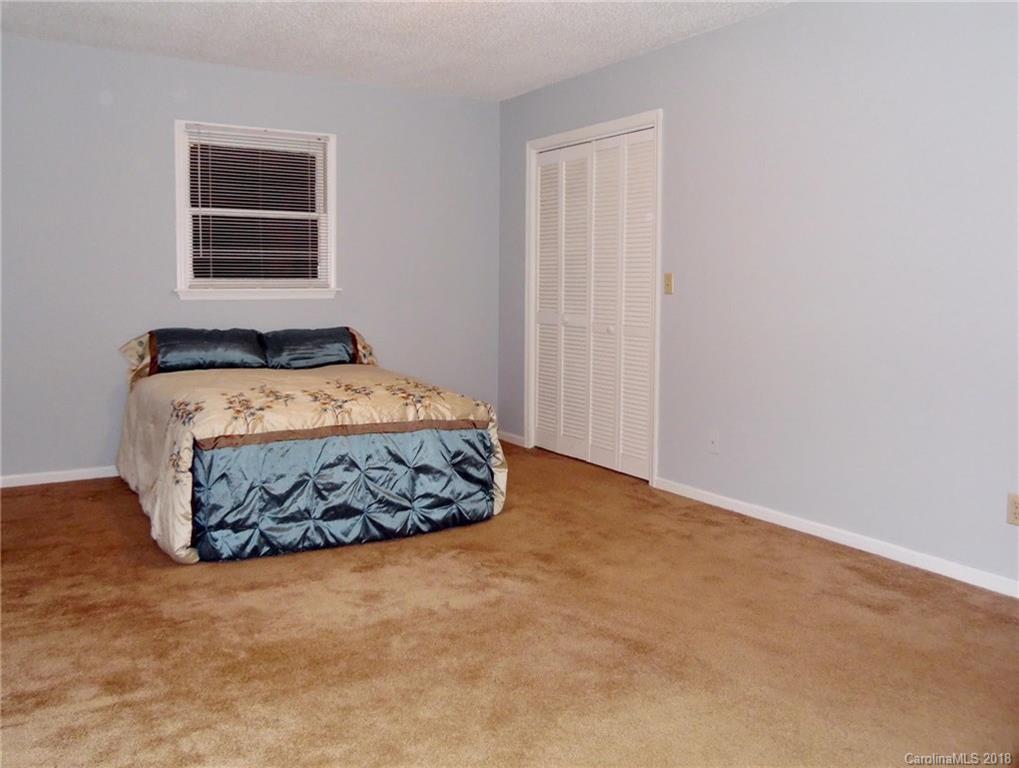 115 Greenwood Acres Drive Mills River NC 28759