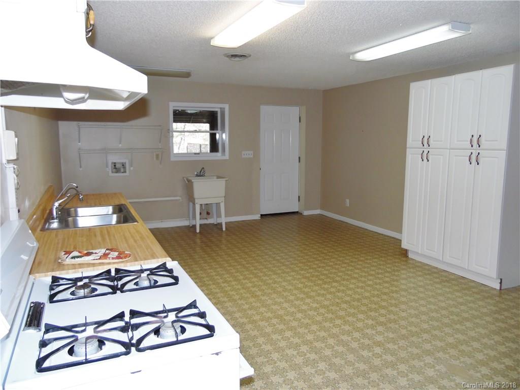 115 Greenwood Acres Drive Mills River NC 28759