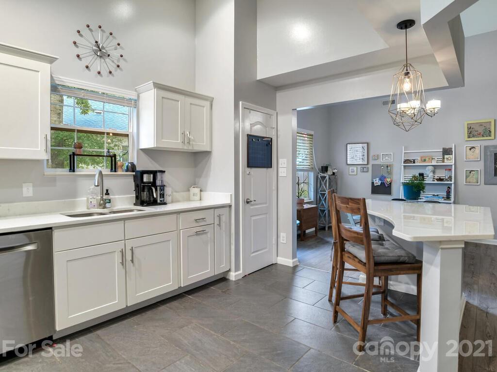 77 Stonebridge Drive Asheville NC 28805