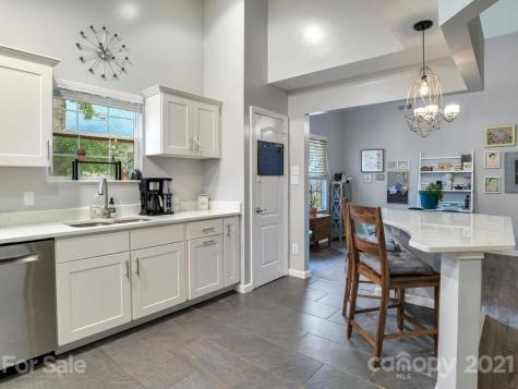 77 Stonebridge Drive Asheville NC 28805
