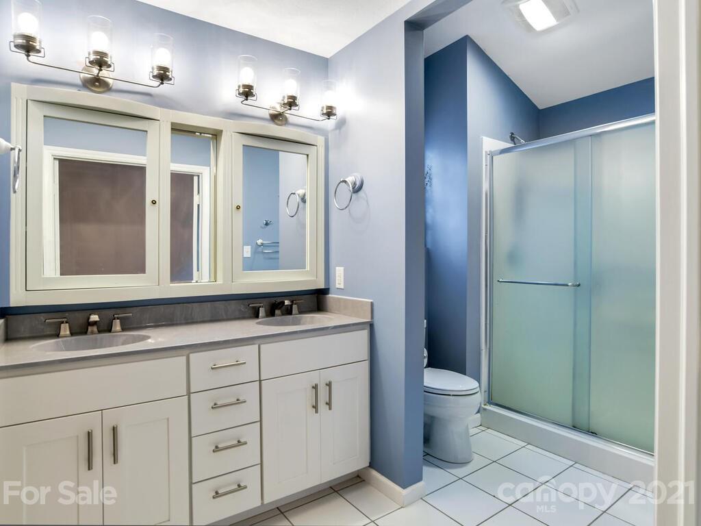77 Stonebridge Drive Asheville NC 28805
