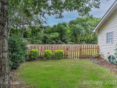 77 Stonebridge Drive Asheville NC 28805