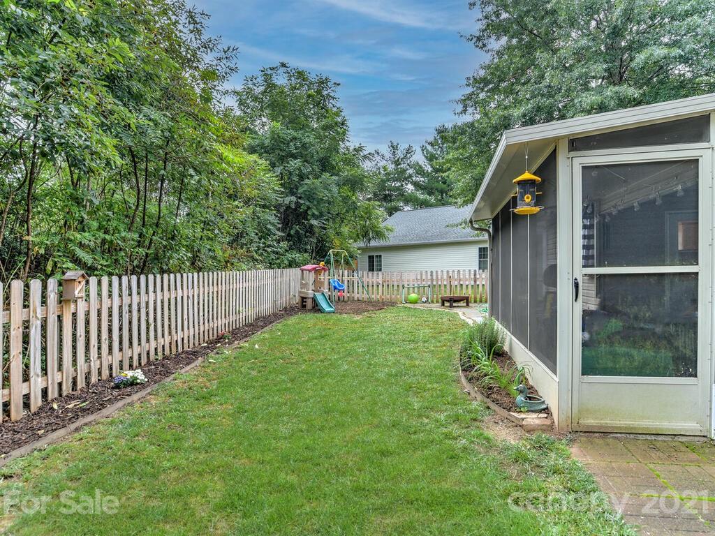 77 Stonebridge Drive Asheville NC 28805
