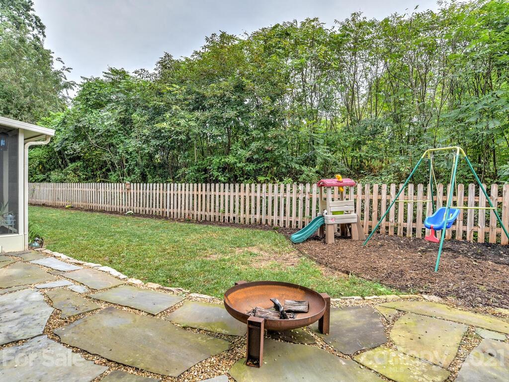 77 Stonebridge Drive Asheville NC 28805