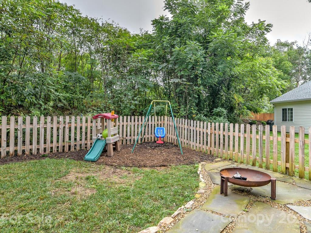 77 Stonebridge Drive Asheville NC 28805
